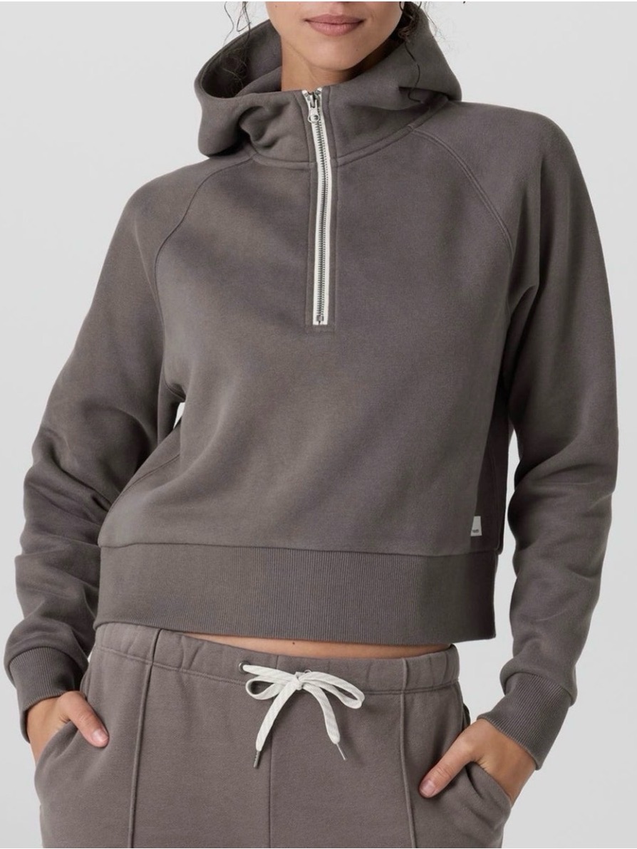 Vuori Restore Chia 1/2 Zip Cropped Hoodie